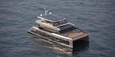 Katamaran 100 Sunreef Power Eco